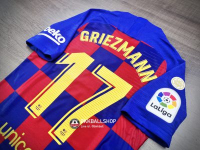 เสื้อบอล Barcelona Home บาเซโลน่า เหย้า เกรด Player 2019:20 17 GRIEZMANN - 02